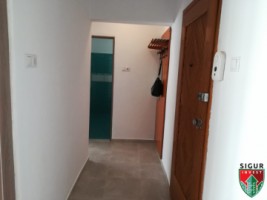 apartament-2-camere-decomandat-et2-zona-vasile-aron-semaforului-11